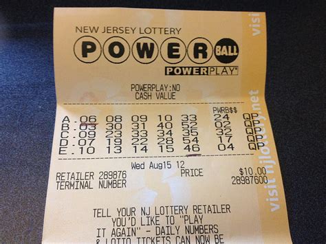 did somebody win the powerball jackpot|A ticket sold in Oregon has won the nearly $1.33 billion Powerball .